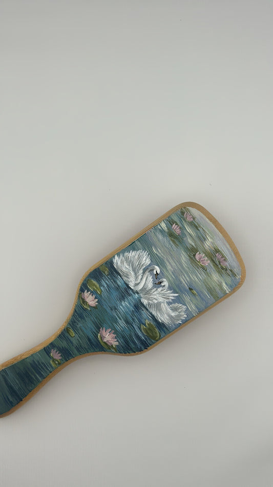 Swans hair brush